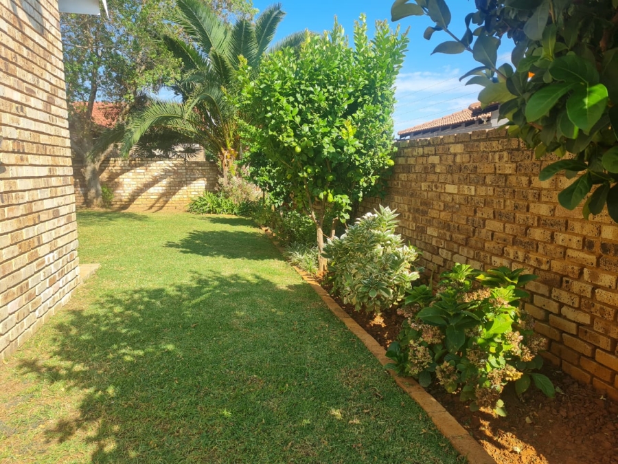 2 Bedroom Property for Sale in Meiringspark Ext 5 North West